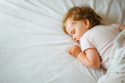 Descubra quantas horas de sono seu filho precisa por idade