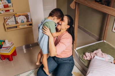 Construa hoje uma relação de confiança com seu filho adolescente